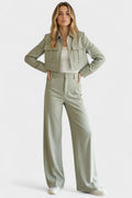 Anna | Ensemble Lounge