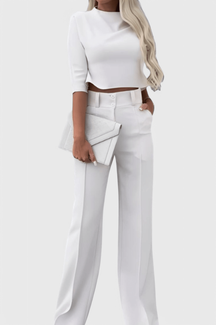 Cleo | Ensemble