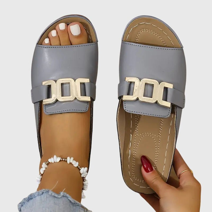 Silje | Sandales avec Boucle Dorée