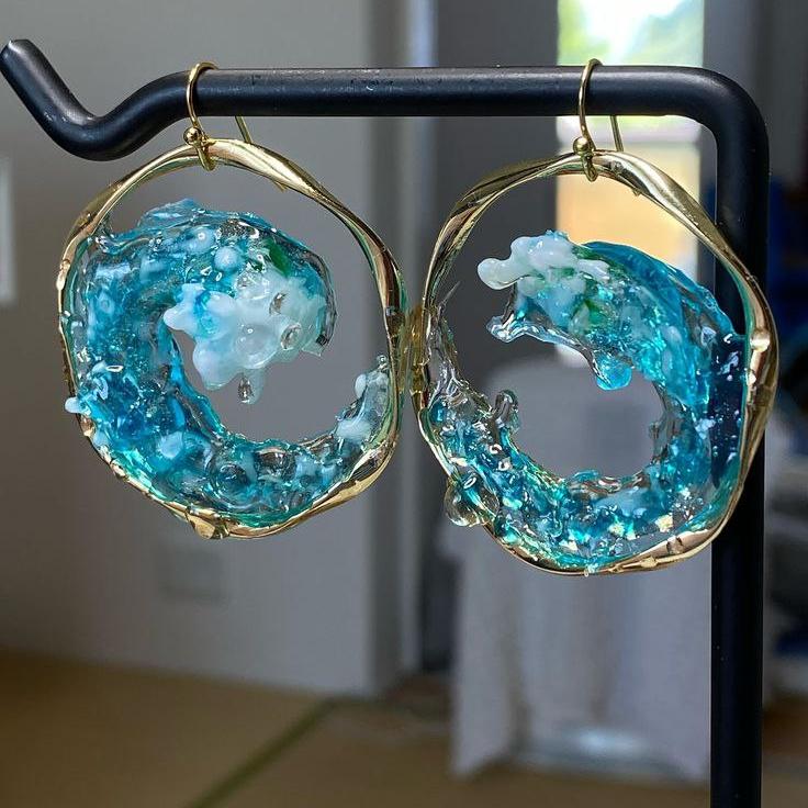 Tilde | Le lien de la mer