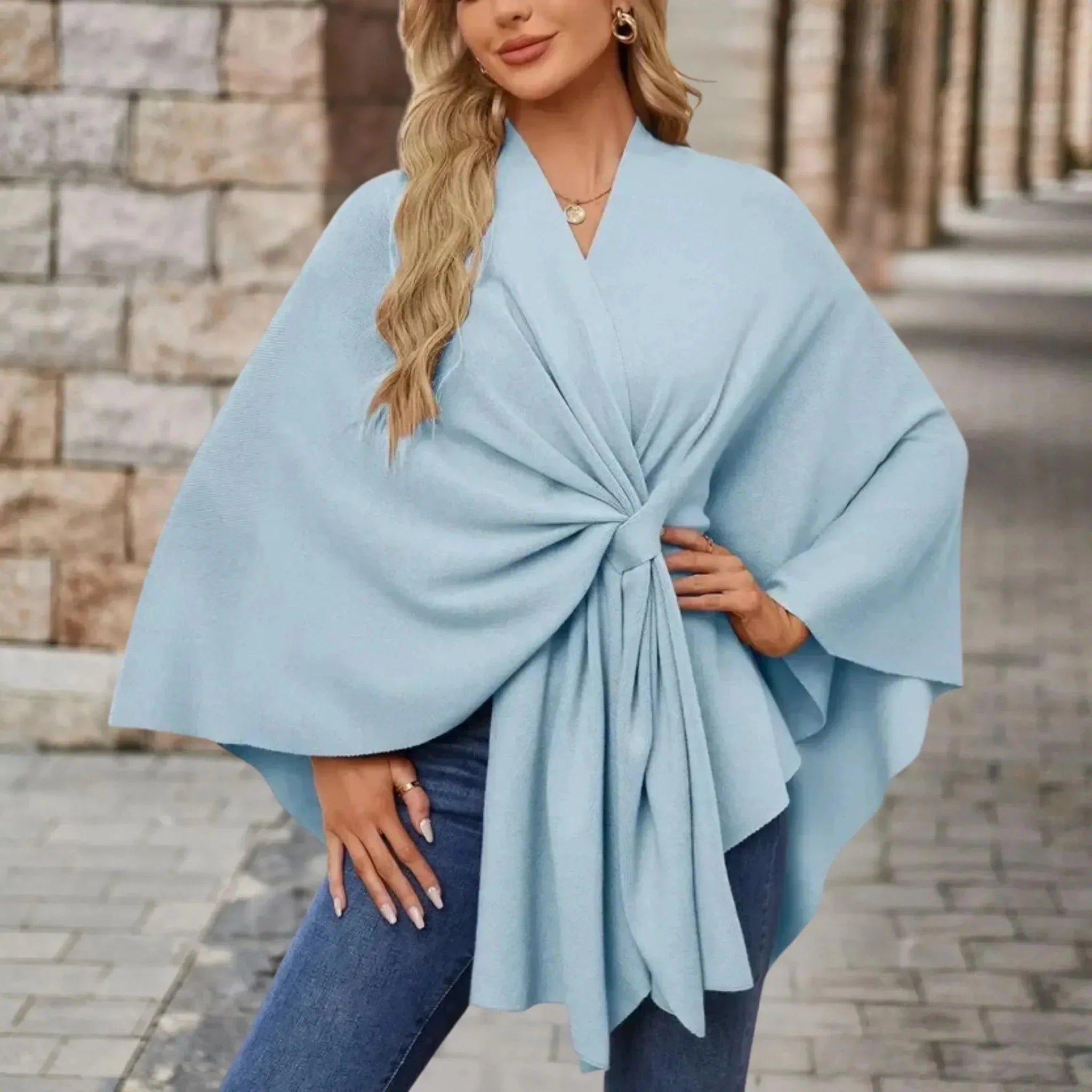 Yvette | Poncho Drapé Élégant